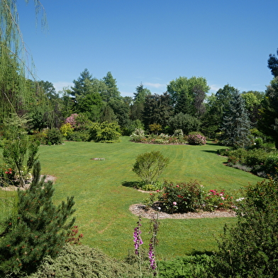 Arboretum Les Feuilles Fleuries